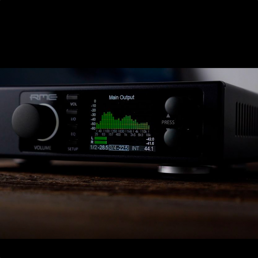 ADI-2 DAC FS アウトレット